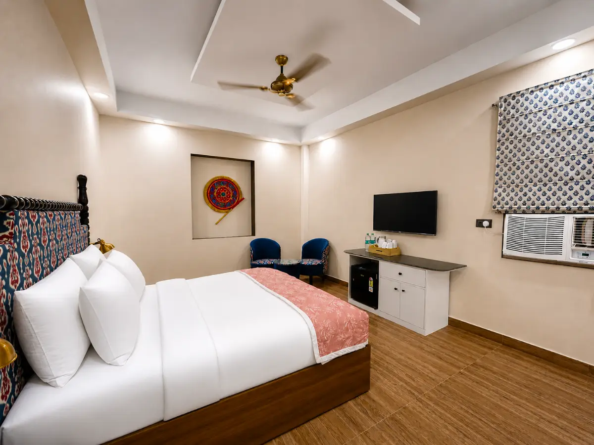 Premium Deluxe Room in Rishikesh near Ganga