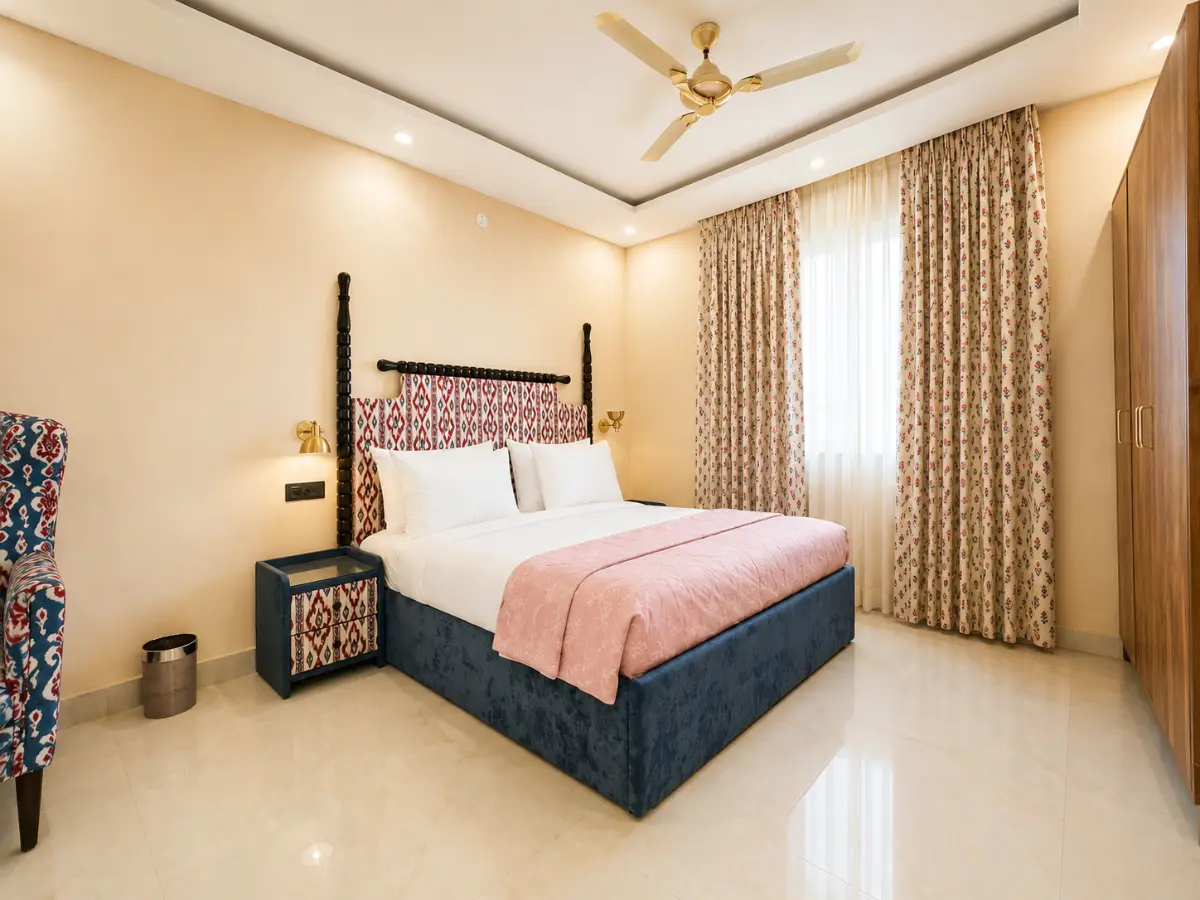 Premium Ganga View Room in Rishikesh near Ganga
